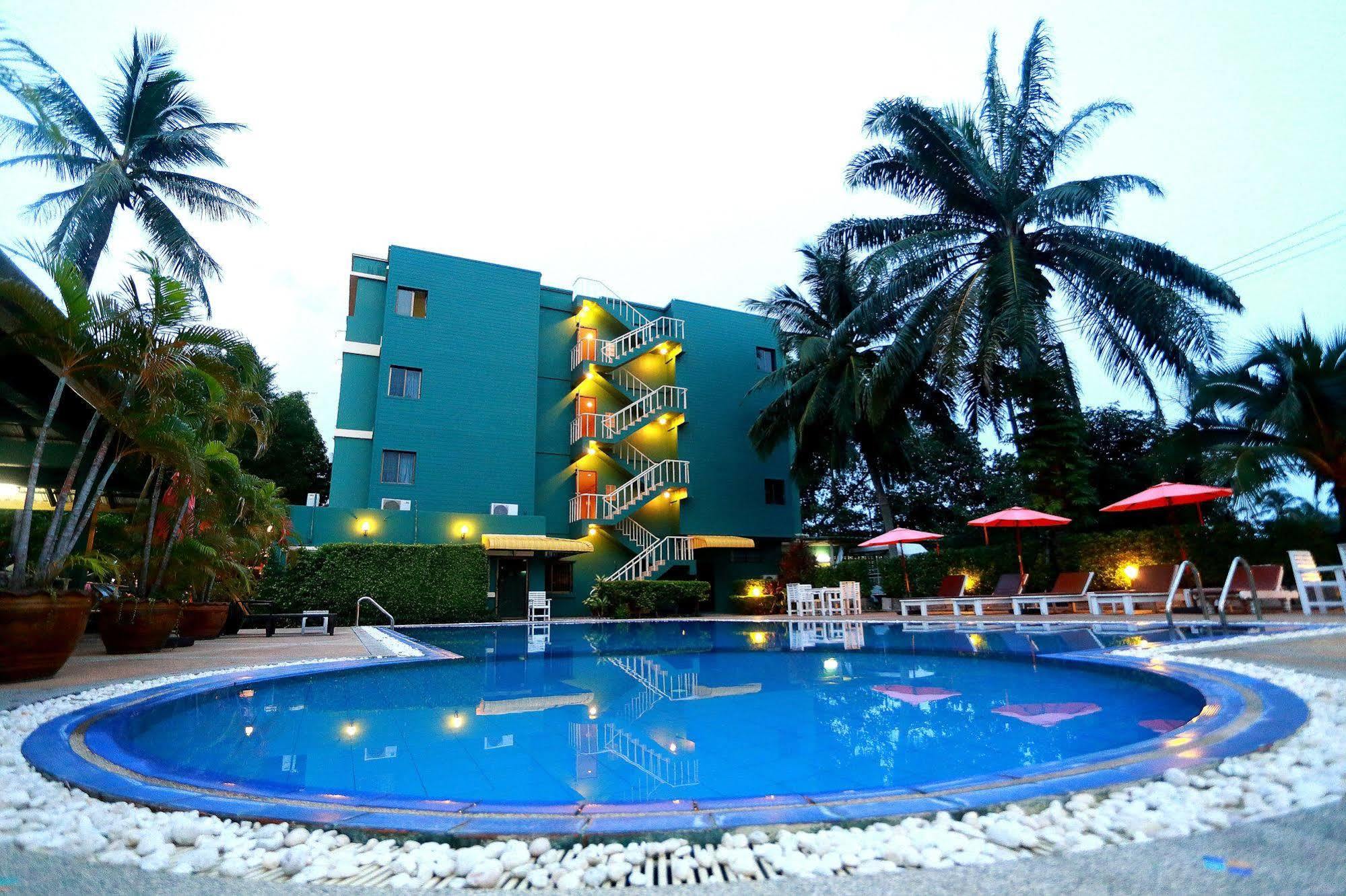 Pattra Mansion By Aksara Collection Hotel Phuket Exterior photo